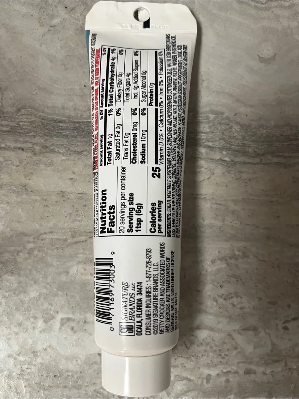 Betty Crocker Red Decorating Icing Tube